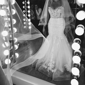 ***SOLD*** Maggie Sottero Wedding Dress